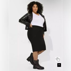 NWT Torrid Midi Studio Luxe Ponte Pencil Skirt